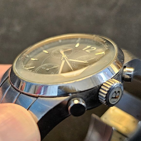 Vintage Men's Burberry Stainless Watch, BU7303, EKD insignia, authentic, used - Picture 14 of 16